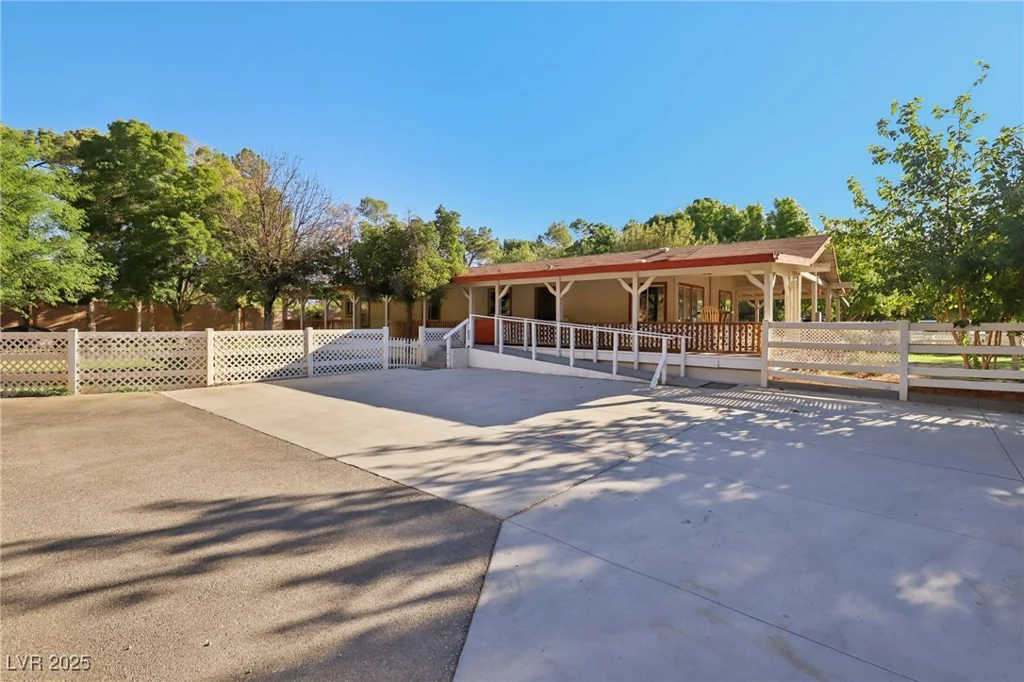 6600 Via Provenza, Las Vegas, NV 89131