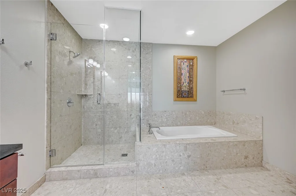 4575 Dean Martin, Las Vegas, NV 89103