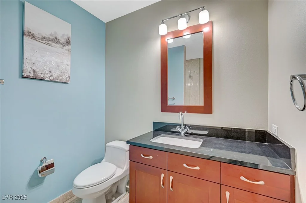 4575 Dean Martin, Las Vegas, NV 89103