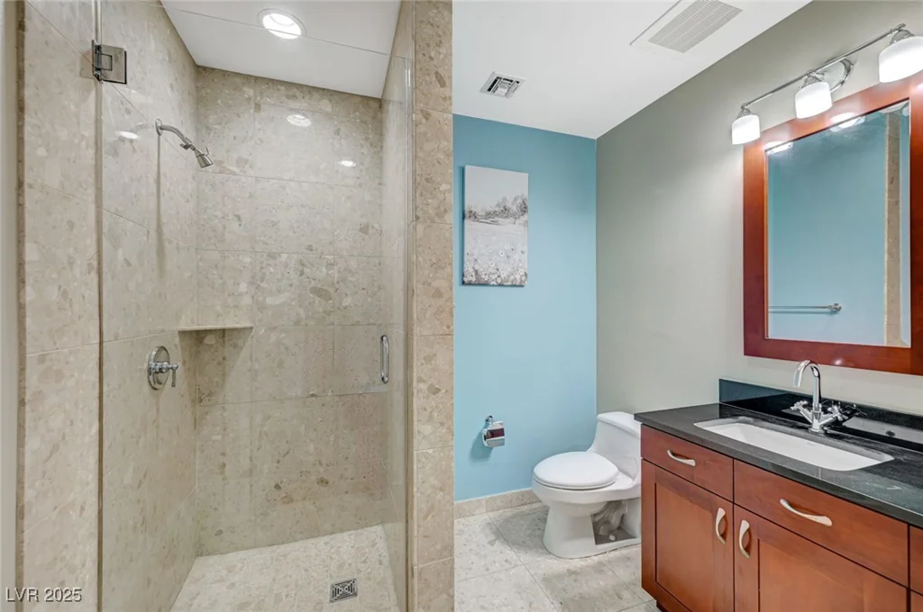 4575 Dean Martin, Las Vegas, NV 89103