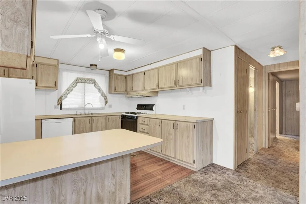 3361 Gulf Shores, Las Vegas, NV 89122