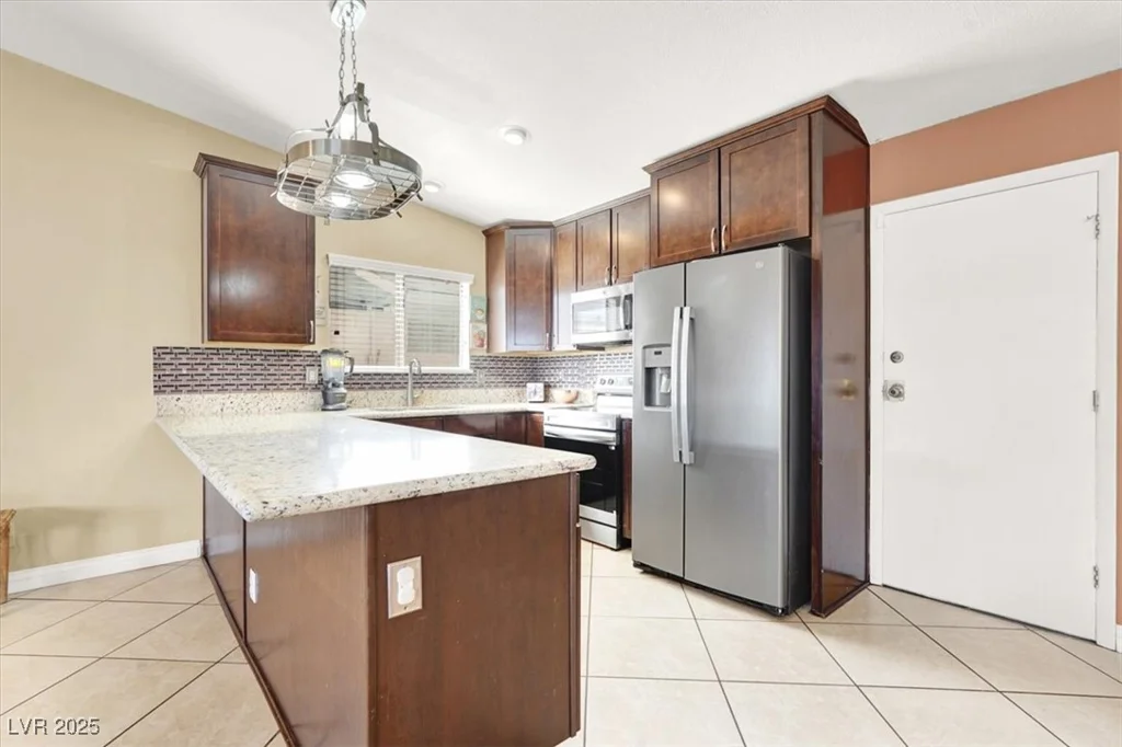 4596 Eureka, Las Vegas, NV 89103