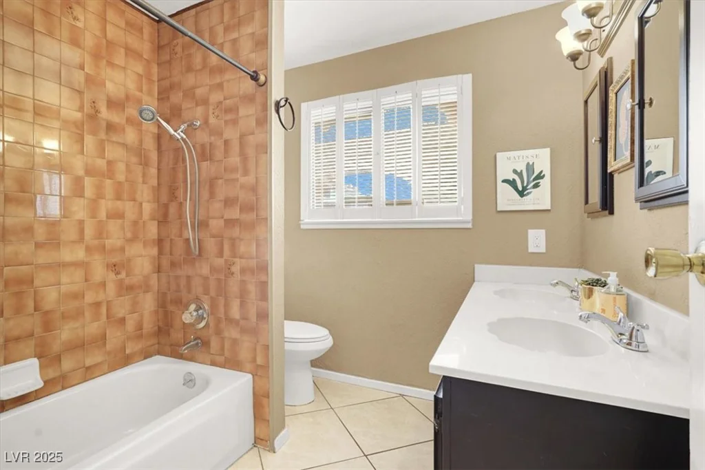 4596 Eureka, Las Vegas, NV 89103