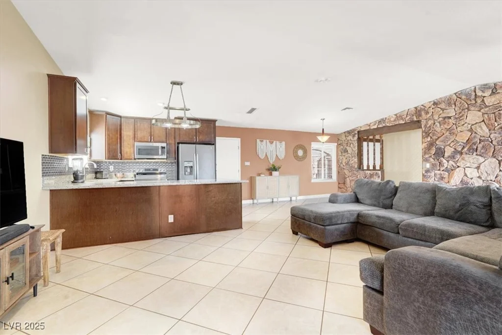 4596 Eureka, Las Vegas, NV 89103