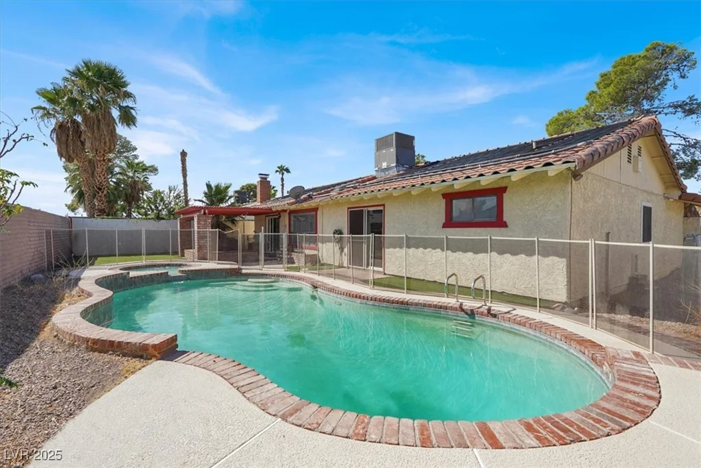 4596 Eureka, Las Vegas, NV 89103