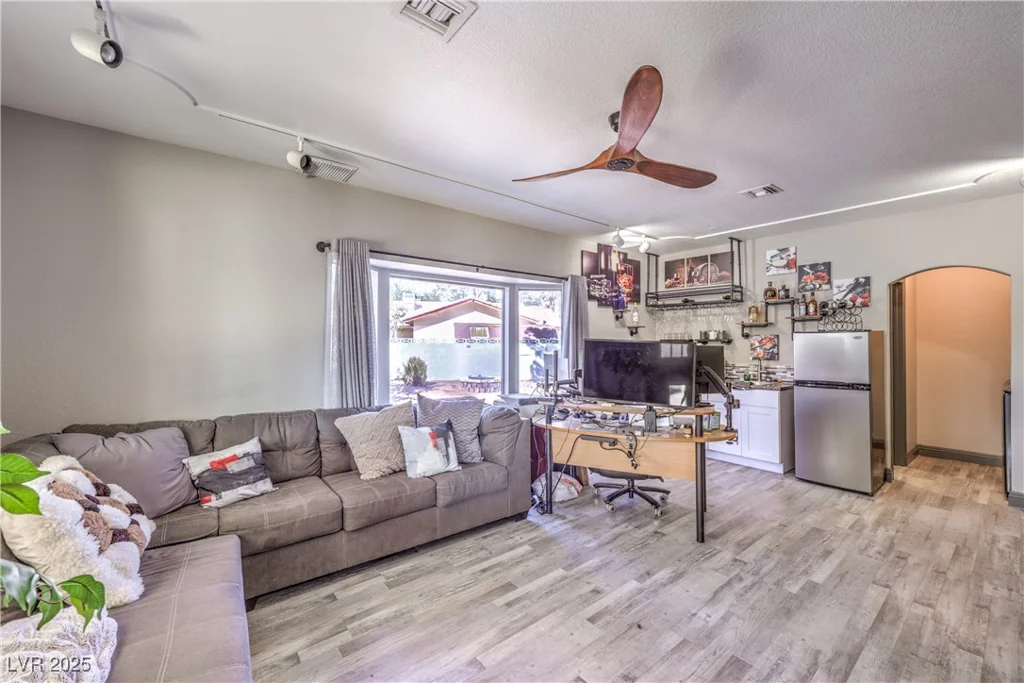 3195 Mann, Las Vegas, NV 89146