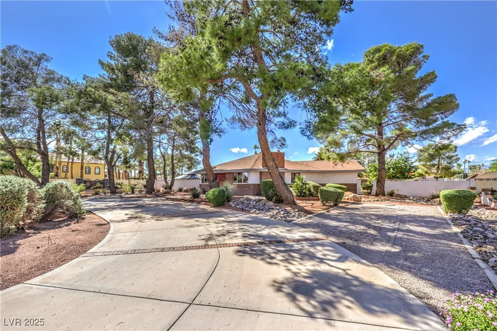 3195 Mann, Las Vegas, NV 89146