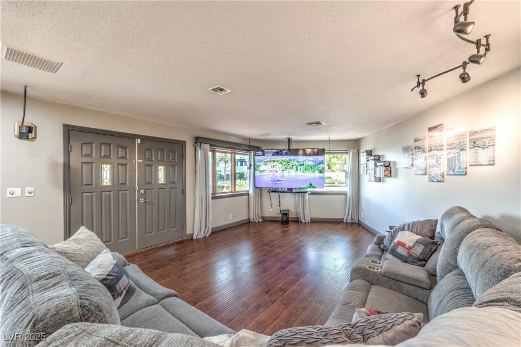 3195 Mann, Las Vegas, NV 89146