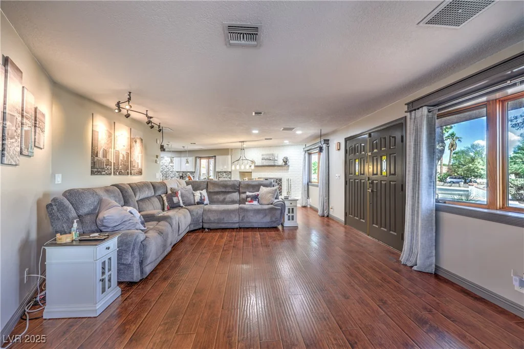 3195 Mann, Las Vegas, NV 89146