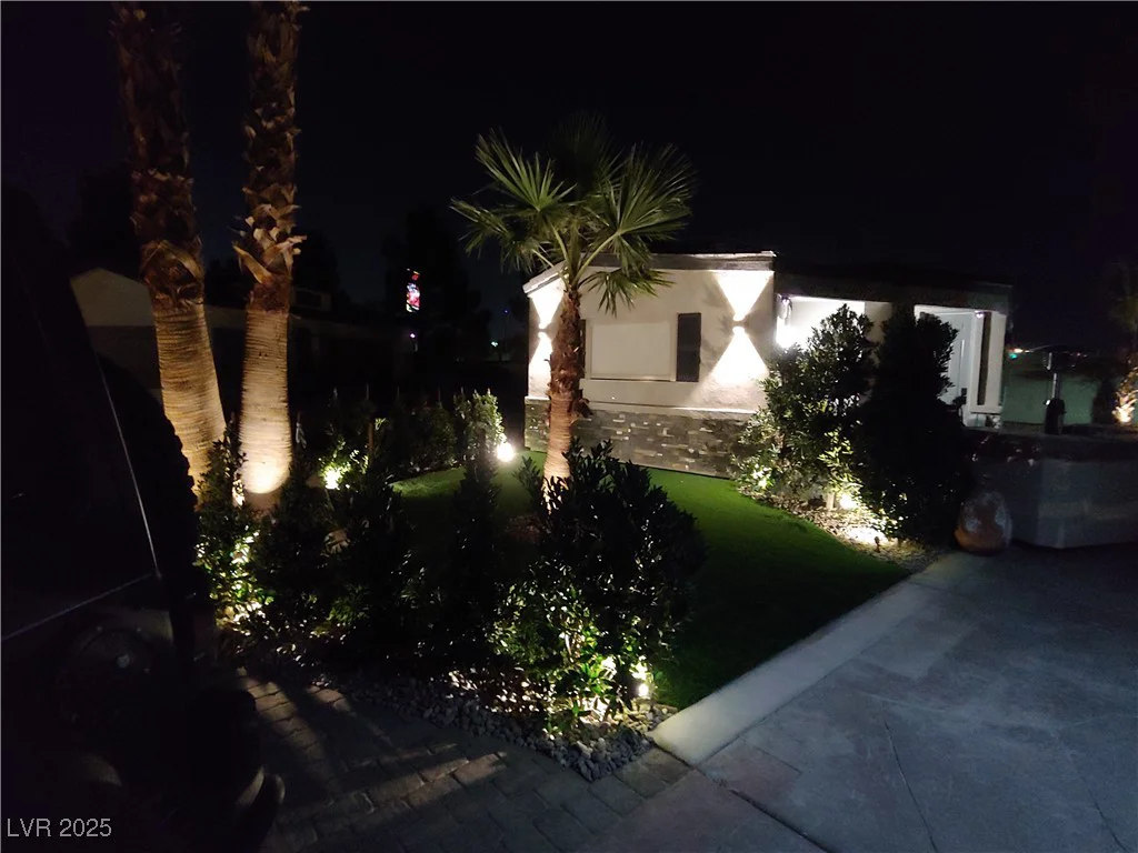 8175 Arville, Las Vegas, NV 89139