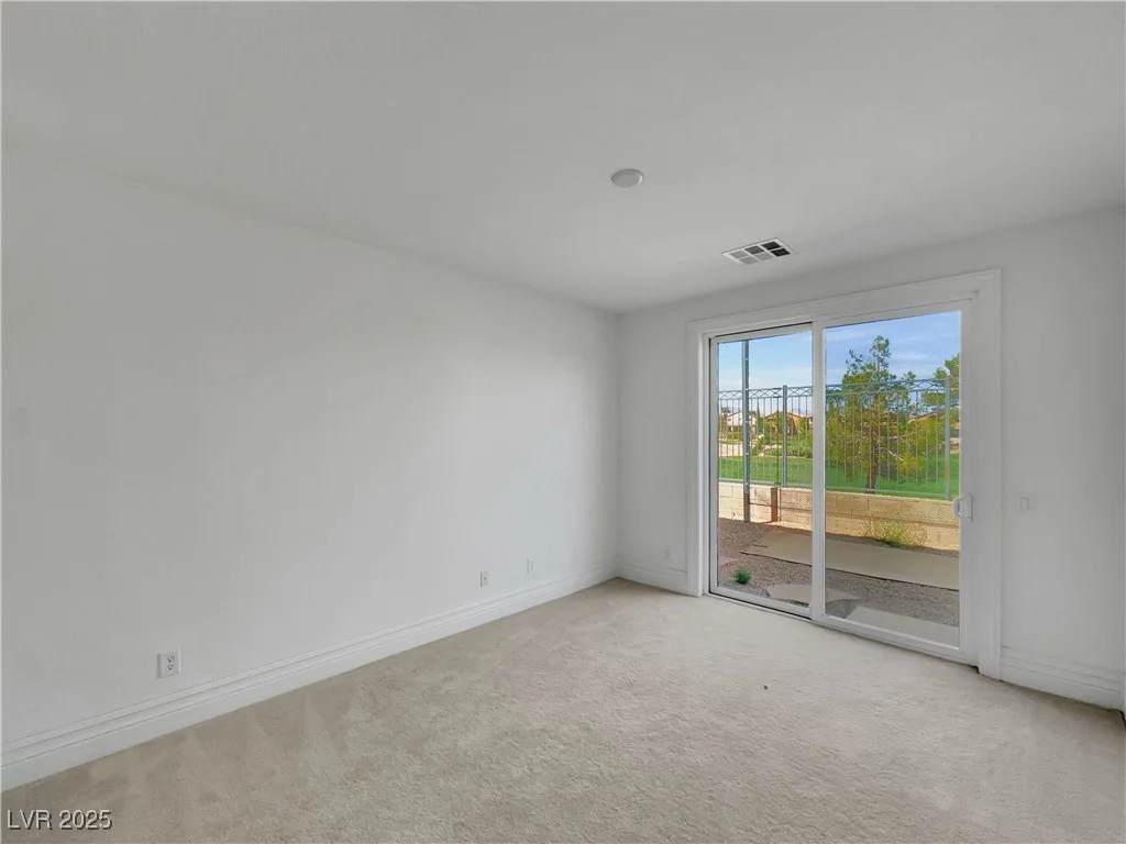 134 Crooked Putter, Las Vegas, NV 89148