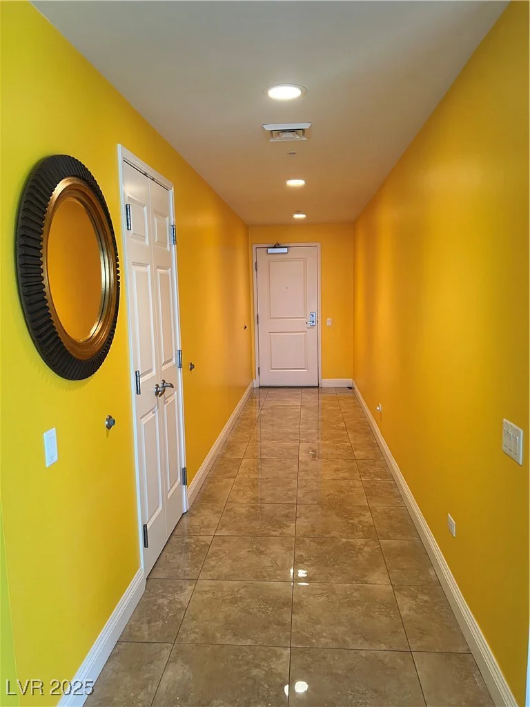 200 SAHARA, Las Vegas, NV 89102
