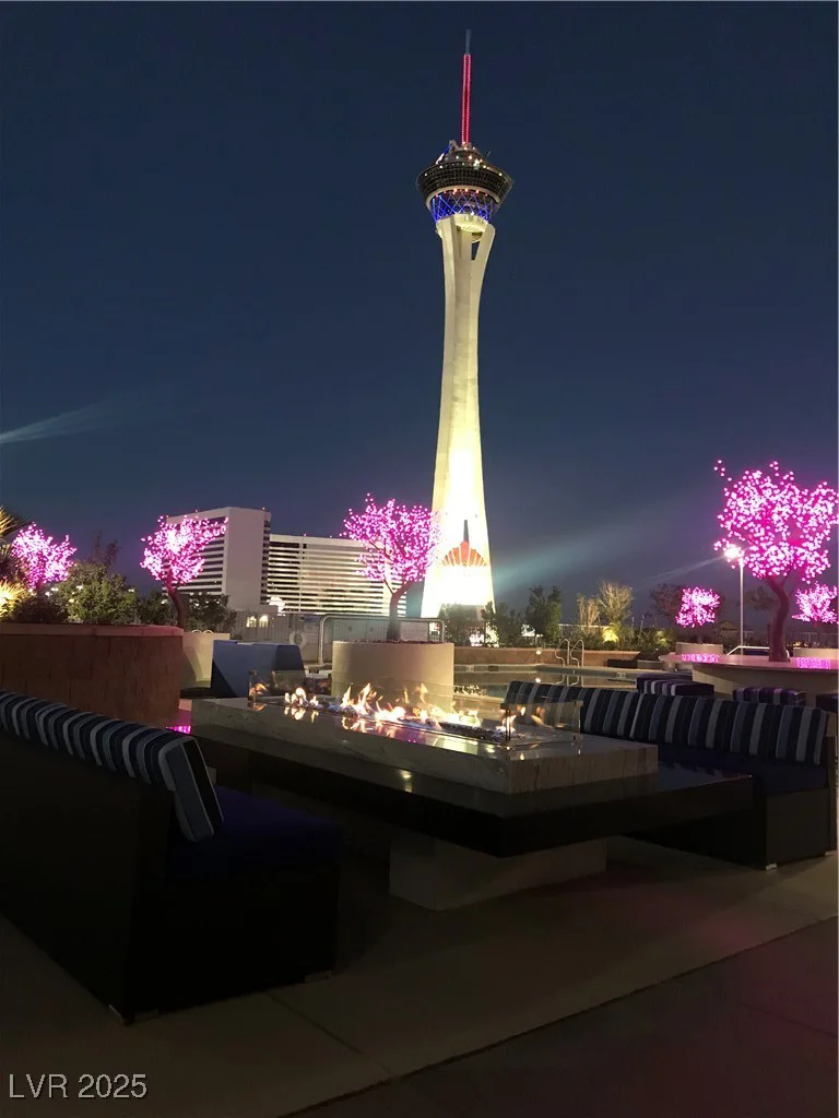 200 SAHARA, Las Vegas, NV 89102