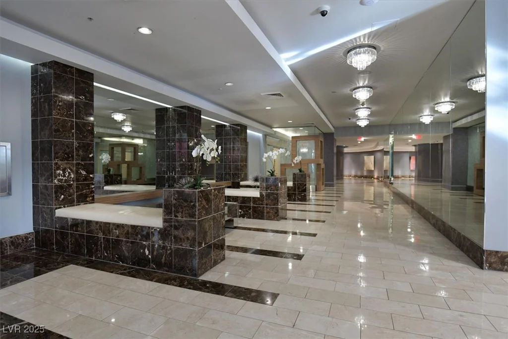 200 SAHARA, Las Vegas, NV 89102