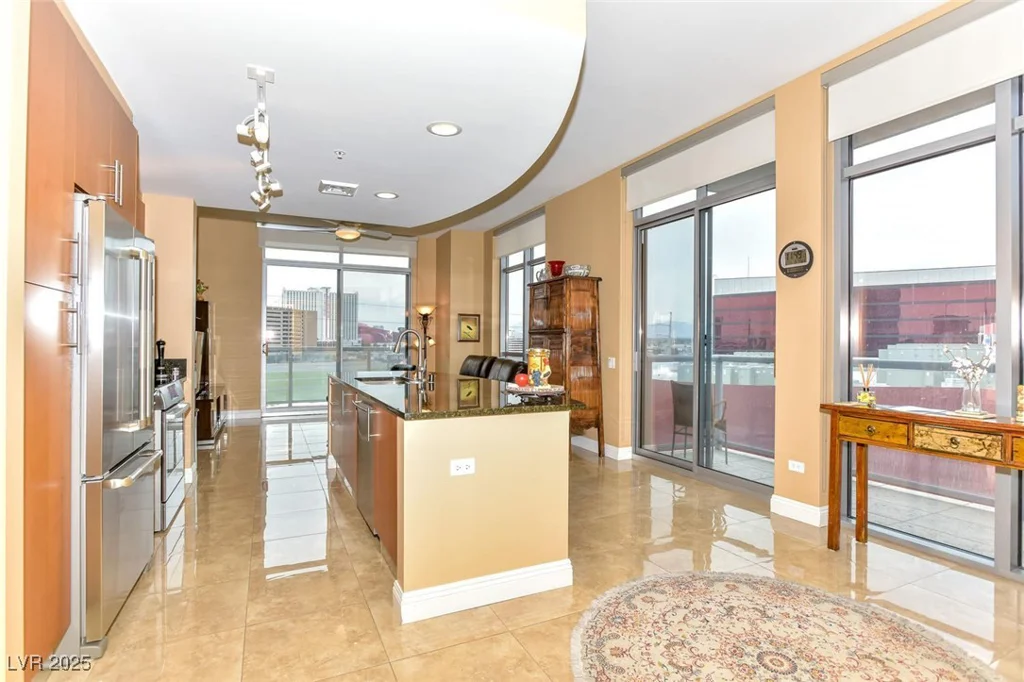 200 SAHARA, Las Vegas, NV 89102