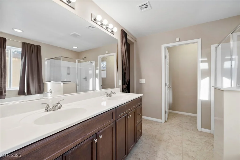 5687 Foxglove Field, Las Vegas, NV 89130