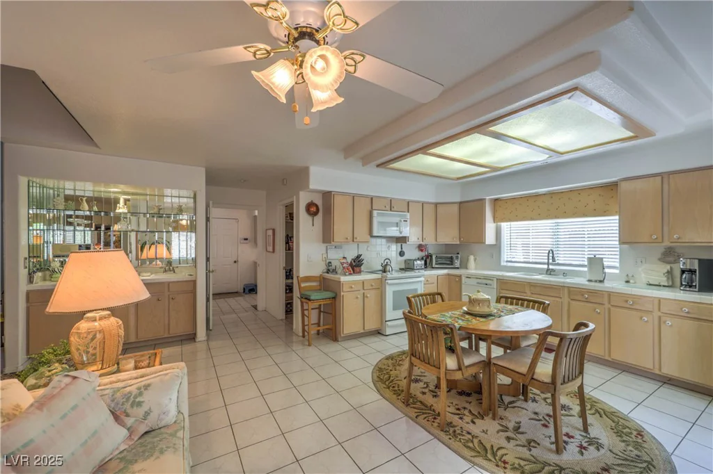 5535 Mount Diablo, Las Vegas, NV 89118