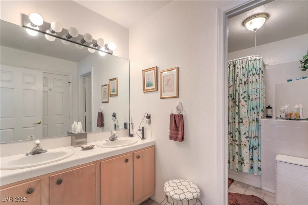 5535 Mount Diablo, Las Vegas, NV 89118