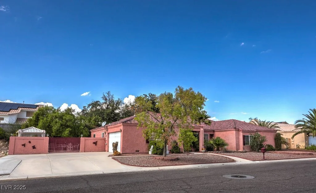 5535 Mount Diablo, Las Vegas, NV 89118