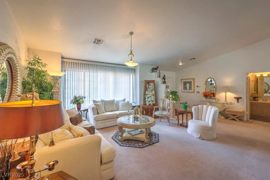 5535 Mount Diablo, Las Vegas, NV 89118