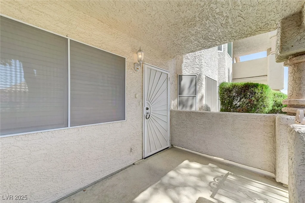 1329 Pinto Rock, Las Vegas, NV 89128
