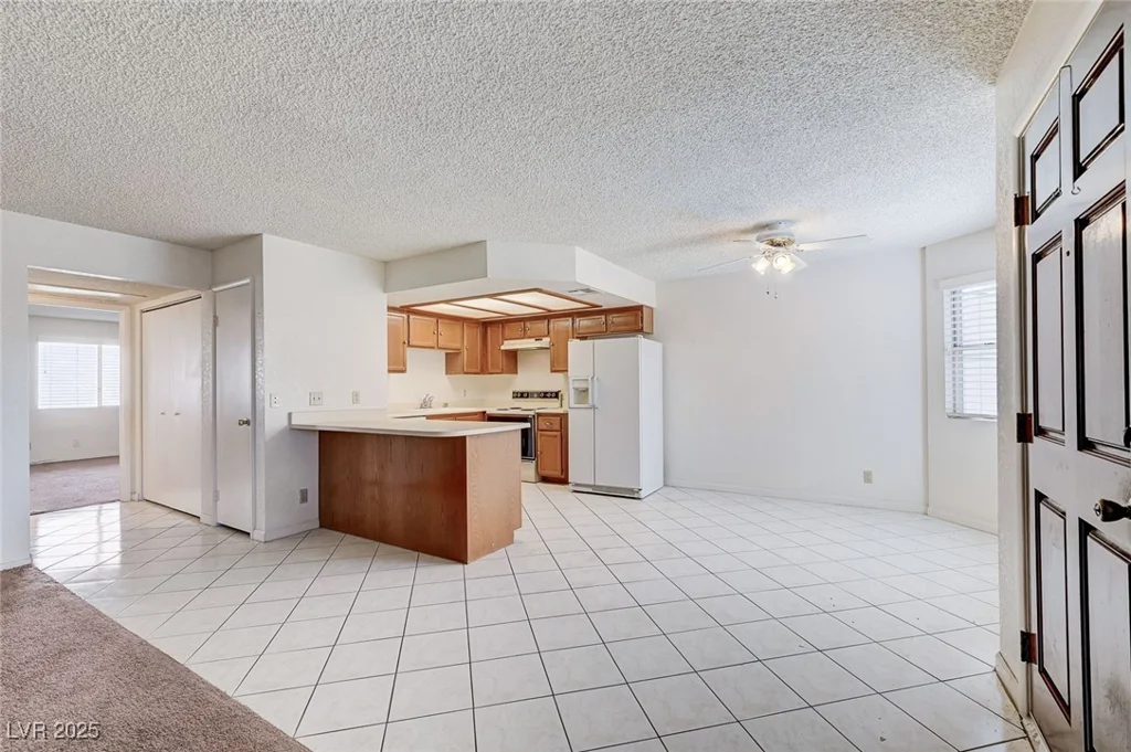 1329 Pinto Rock, Las Vegas, NV 89128