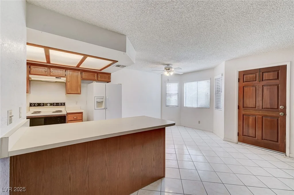 1329 Pinto Rock, Las Vegas, NV 89128