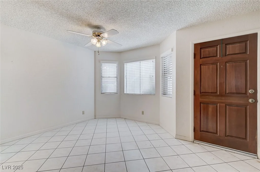 1329 Pinto Rock, Las Vegas, NV 89128