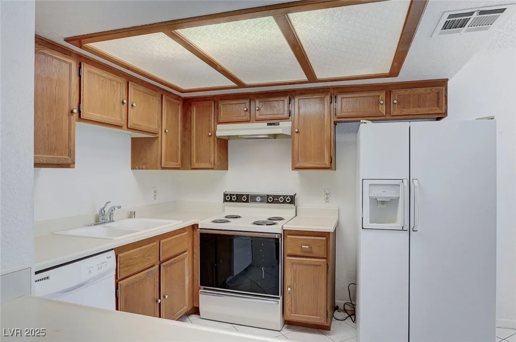 1329 Pinto Rock, Las Vegas, NV 89128
