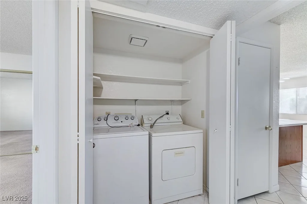 1329 Pinto Rock, Las Vegas, NV 89128