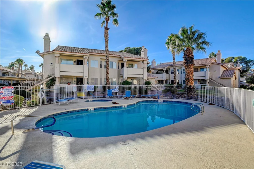 1329 Pinto Rock, Las Vegas, NV 89128