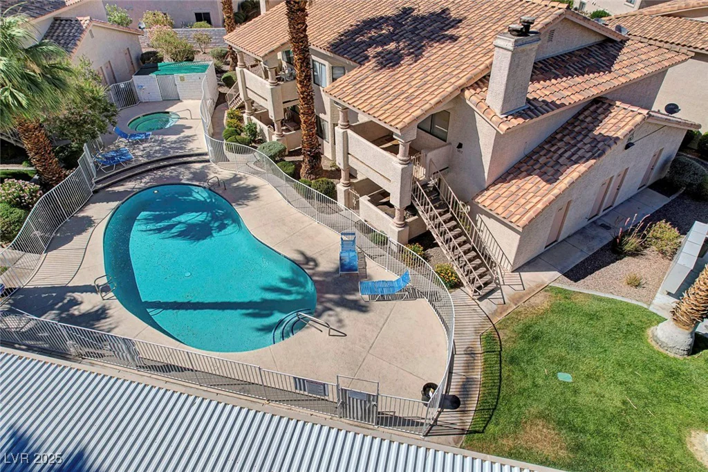 1329 Pinto Rock, Las Vegas, NV 89128