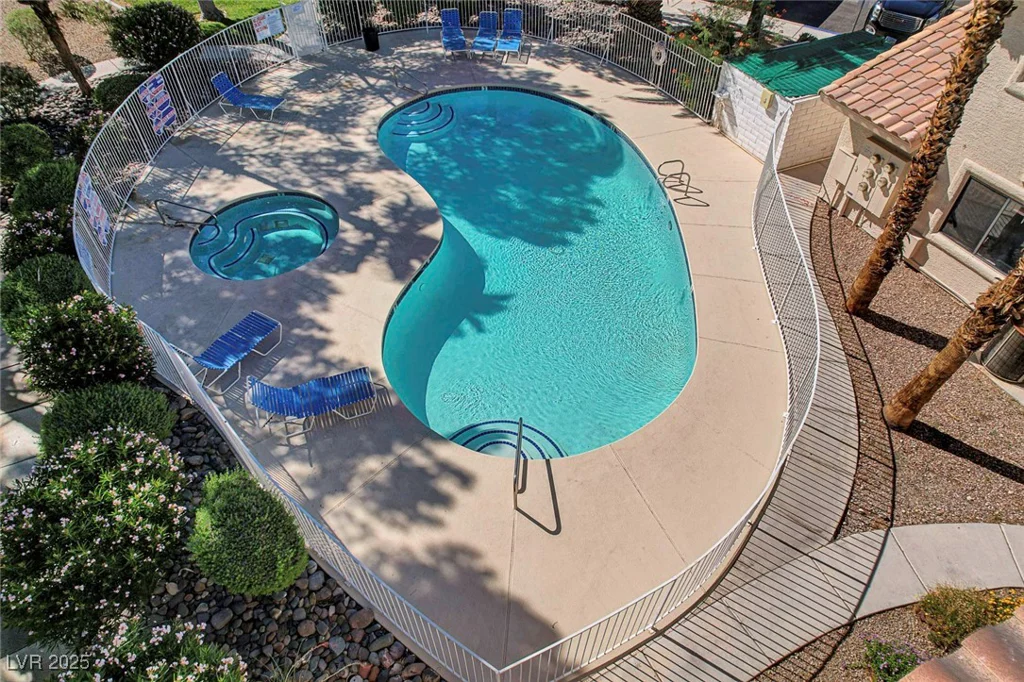 1329 Pinto Rock, Las Vegas, NV 89128