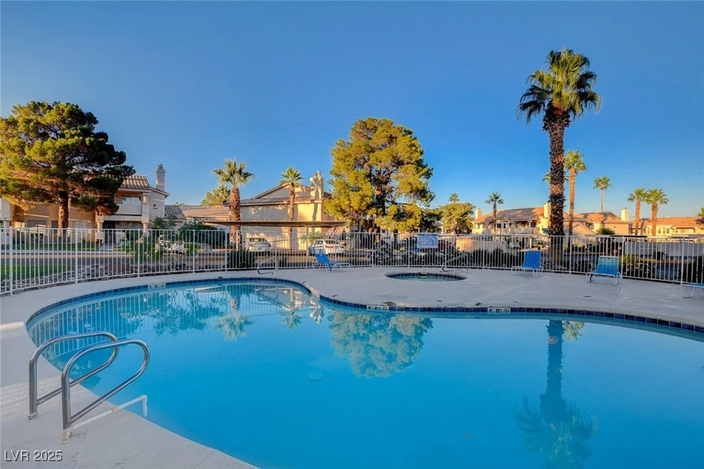 1329 Pinto Rock, Las Vegas, NV 89128