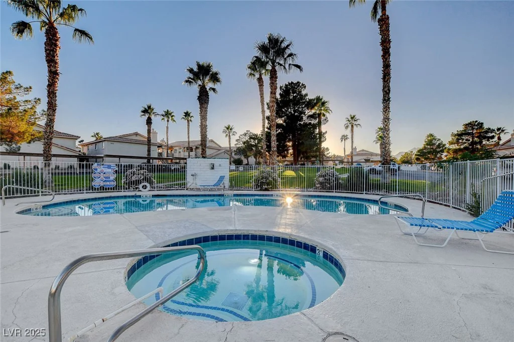1329 Pinto Rock, Las Vegas, NV 89128