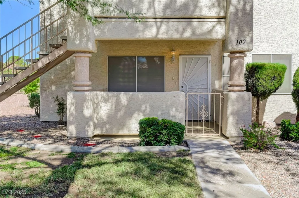1329 Pinto Rock, Las Vegas, NV 89128