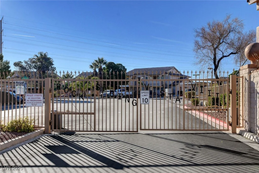 1329 Pinto Rock, Las Vegas, NV 89128