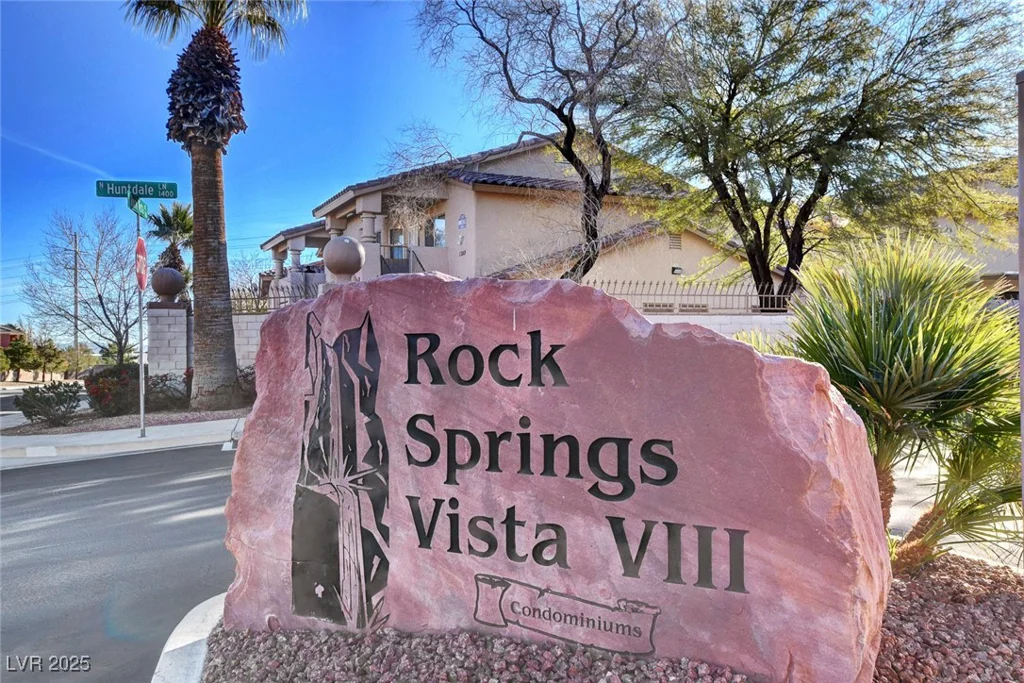 1329 Pinto Rock, Las Vegas, NV 89128