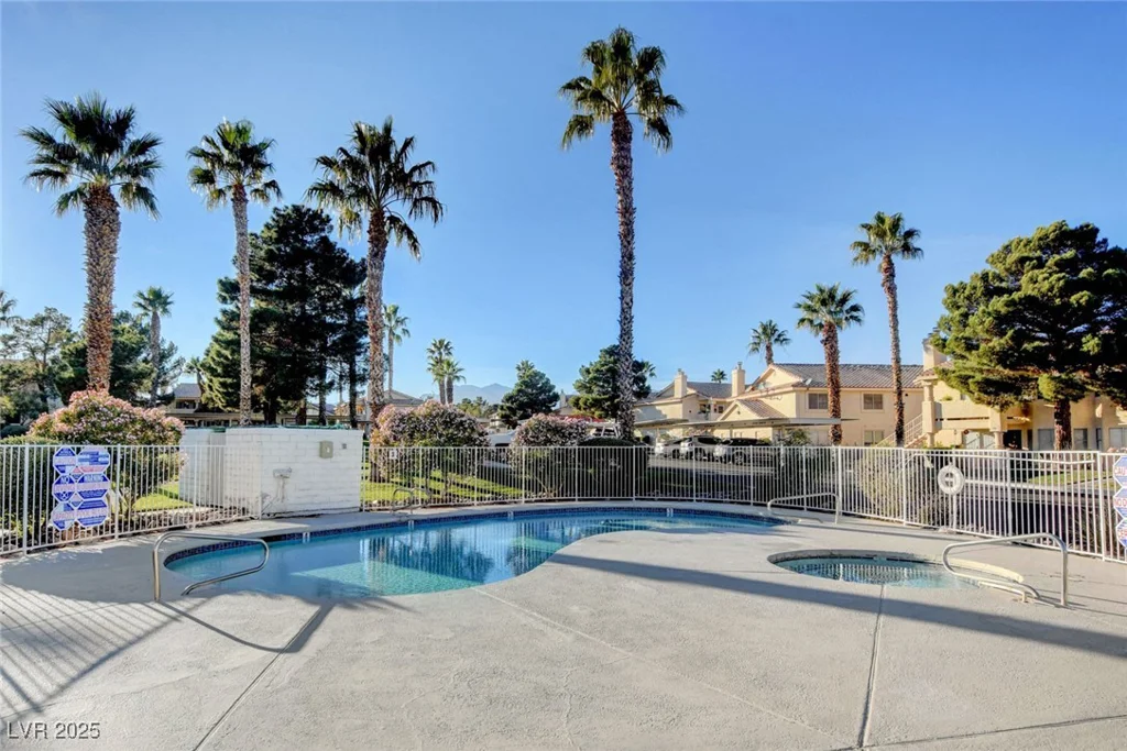 1329 Pinto Rock, Las Vegas, NV 89128