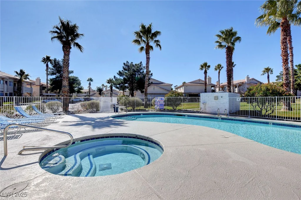 1329 Pinto Rock, Las Vegas, NV 89128