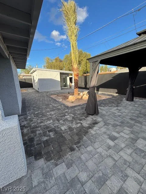 321 Beaumont, Las Vegas, NV 89106