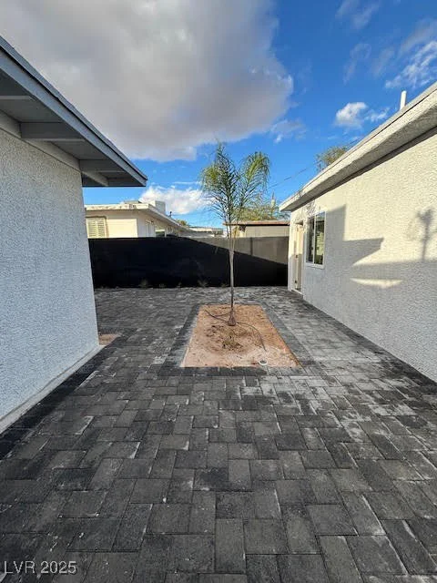 321 Beaumont, Las Vegas, NV 89106