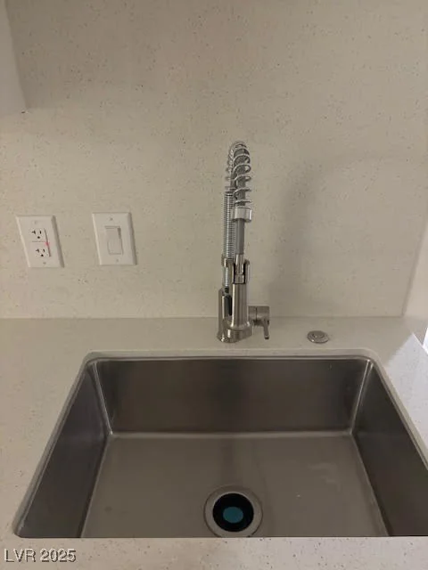 321 Beaumont, Las Vegas, NV 89106