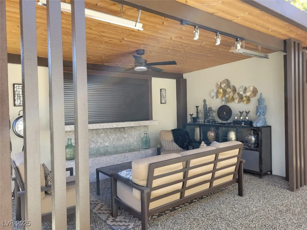 8175 Arville, Las Vegas, NV 89139