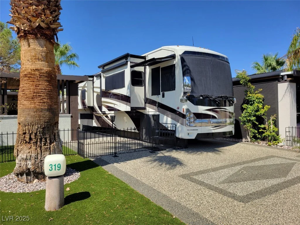 8175 Arville, Las Vegas, NV 89139