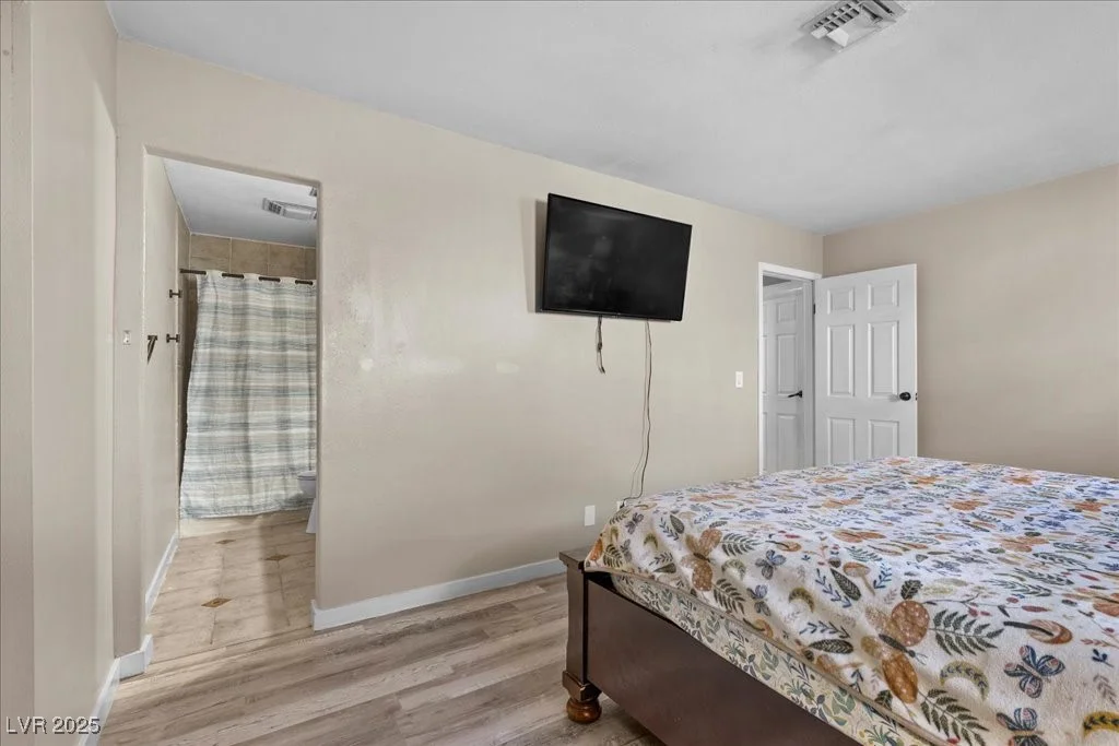 1700 Blue Mountain, Las Vegas, NV 89108