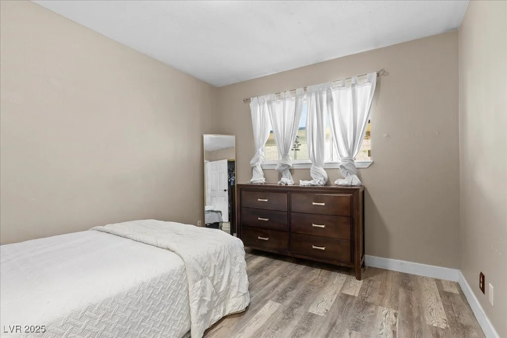 1700 Blue Mountain, Las Vegas, NV 89108