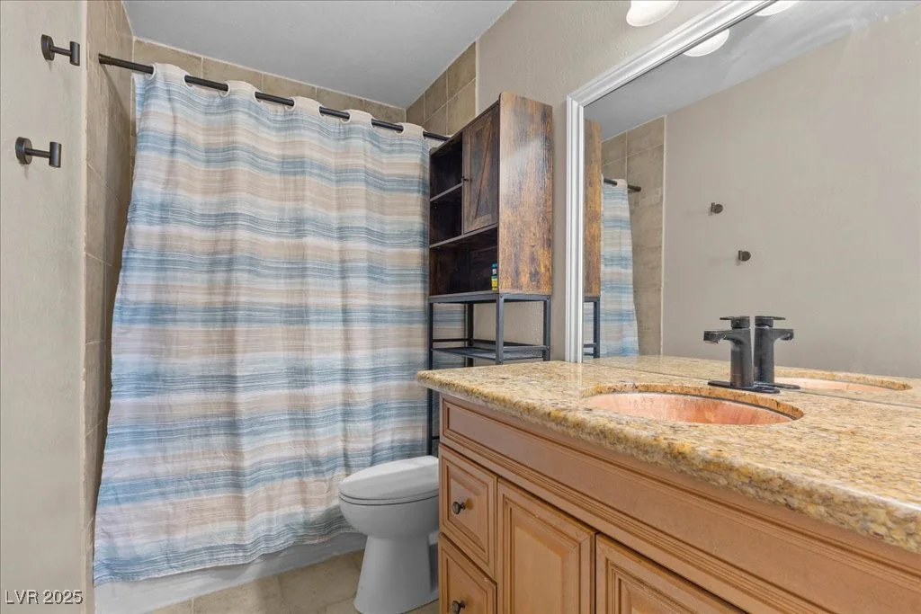 1700 Blue Mountain, Las Vegas, NV 89108