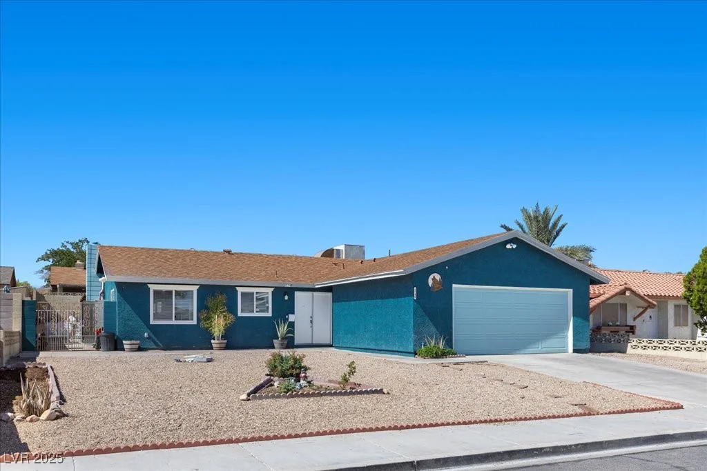 1700 Blue Mountain, Las Vegas, NV 89108