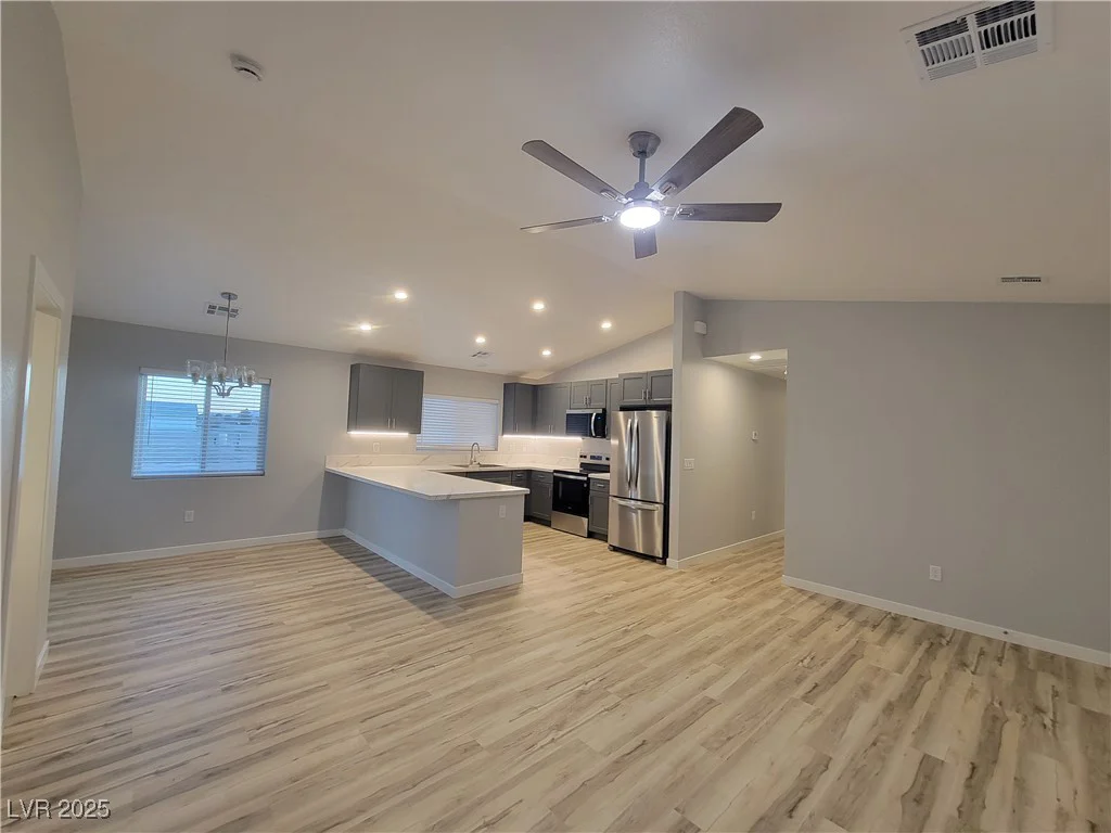 1021 Manse, Pahrump, NV 89048